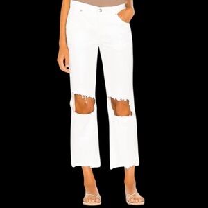 We The Free Maggie Jean White Jeans distress raw hem. sm faint  mark last photo